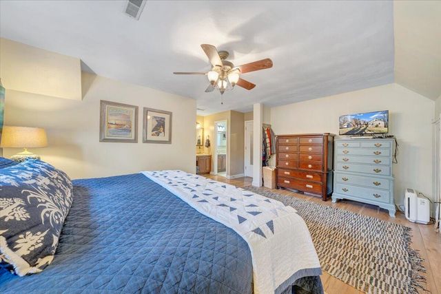 5721 Scenic Hills DR, Roanoke, VA 24018