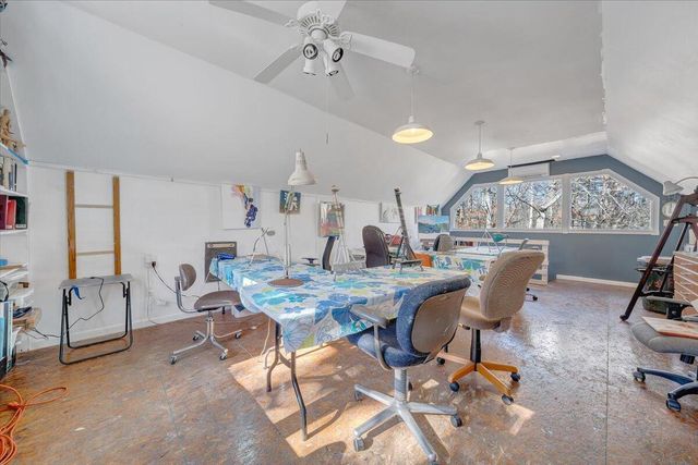 5721 Scenic Hills DR, Roanoke, VA 24018