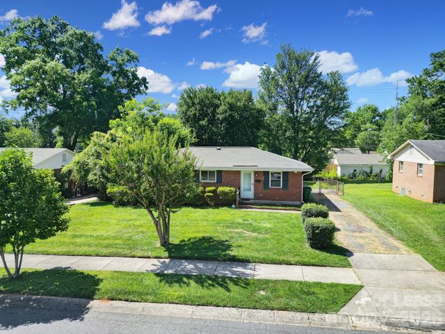 4301 Briarhill Drive, Charlotte, NC 28215