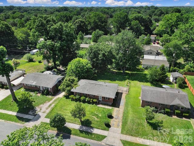 4301 Briarhill Drive, Charlotte, NC 28215