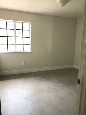 6674 NW 107th Place ., Doral, FL 33178