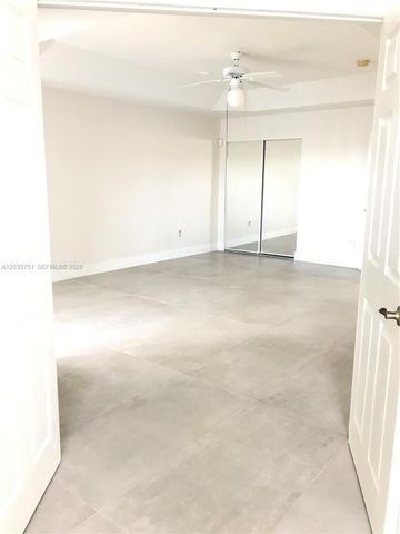 6674 NW 107th Place ., Doral, FL 33178
