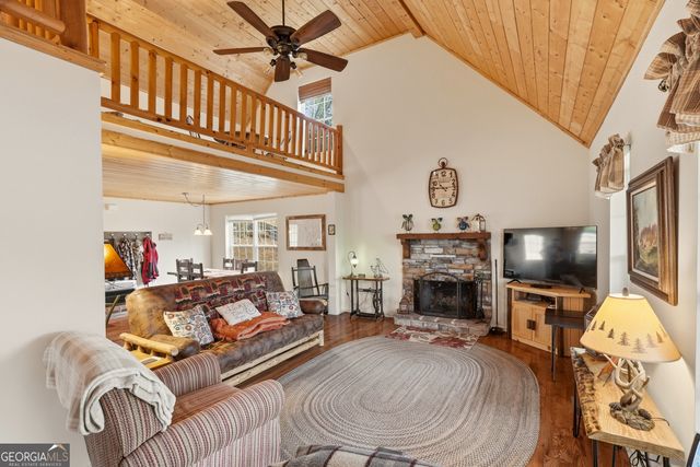 1914 Creekstone Lane, Young Harris, GA 30582