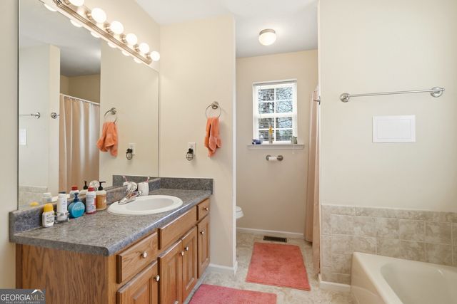 1914 Creekstone Lane, Young Harris, GA 30582