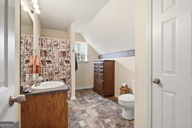 1914 Creekstone Lane, Young Harris, GA 30582