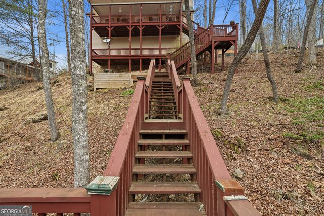 1914 Creekstone Lane, Young Harris, GA 30582