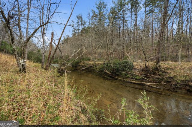 1914 Creekstone Lane, Young Harris, GA 30582