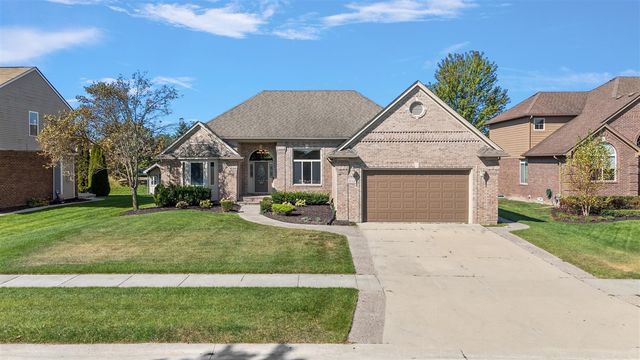 50247 Cheltenham Drive, Macomb, MI 48044