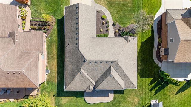 50247 Cheltenham Drive, Macomb, MI 48044