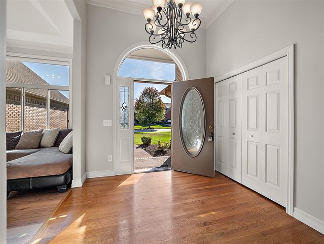 50247 Cheltenham Drive, Macomb, MI 48044