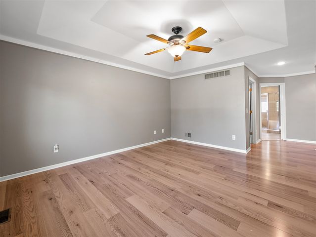 50247 Cheltenham Drive, Macomb, MI 48044