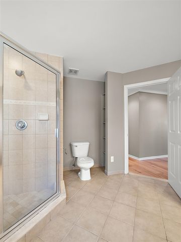 50247 Cheltenham Drive, Macomb, MI 48044