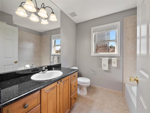 50247 Cheltenham Drive, Macomb, MI 48044