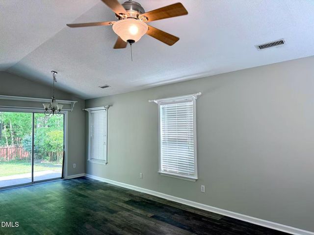 928 Homestead Park Drive, Apex, NC 27502