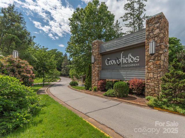 514 Crowfields Lane, Asheville, NC 28803
