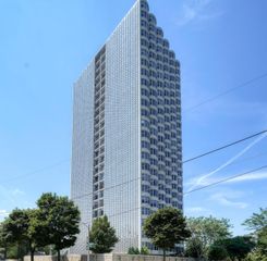 2525 S Shore DRIVE #22B, Milwaukee, WI 53207