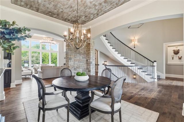 16208 Lucille Street, Overland Park, KS 66221