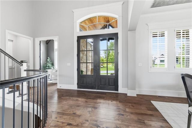 16208 Lucille Street, Overland Park, KS 66221