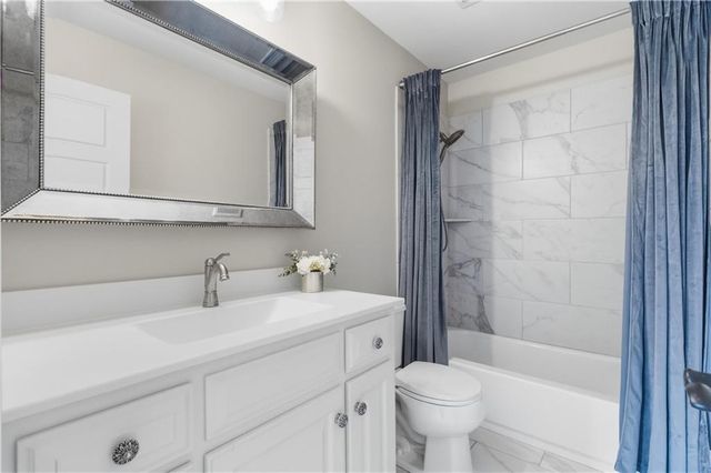 16208 Lucille Street, Overland Park, KS 66221