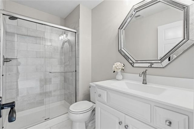 16208 Lucille Street, Overland Park, KS 66221