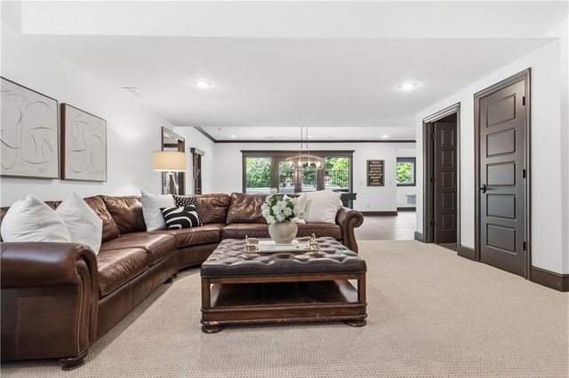 16208 Lucille Street, Overland Park, KS 66221