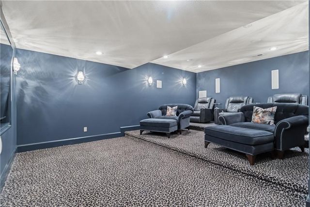 16208 Lucille Street, Overland Park, KS 66221
