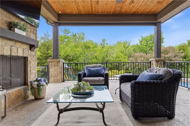 16208 Lucille Street, Overland Park, KS 66221