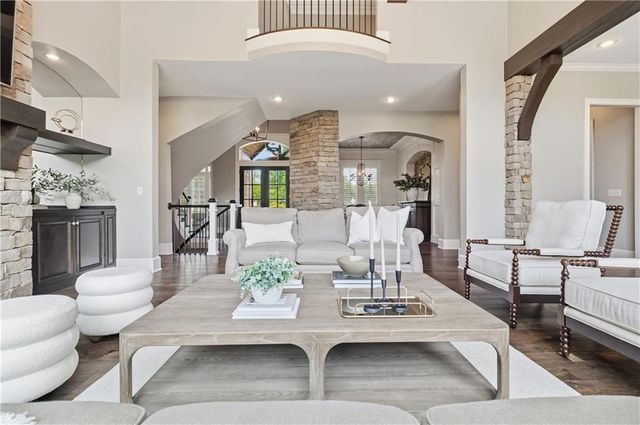 16208 Lucille Street, Overland Park, KS 66221
