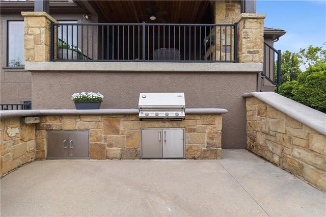 16208 Lucille Street, Overland Park, KS 66221