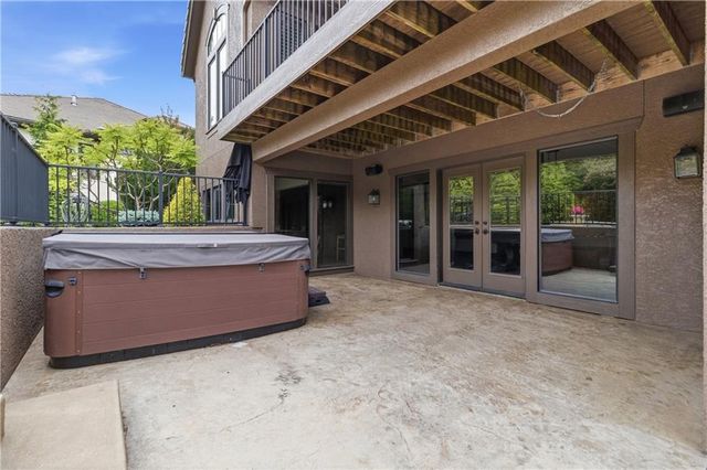 16208 Lucille Street, Overland Park, KS 66221