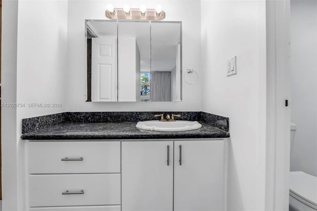 16558 NE 26th Avenue 3H, North Miami Beach, FL 33160