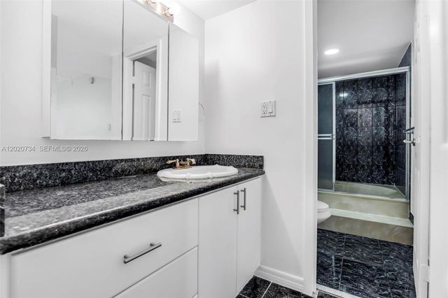 16558 NE 26th Avenue 3H, North Miami Beach, FL 33160