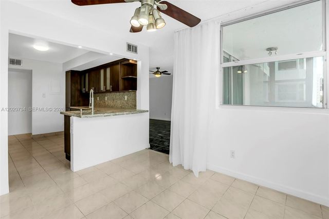 16558 NE 26th Avenue 3H, North Miami Beach, FL 33160