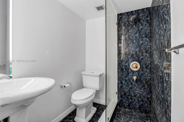 16558 NE 26th Avenue 3H, North Miami Beach, FL 33160