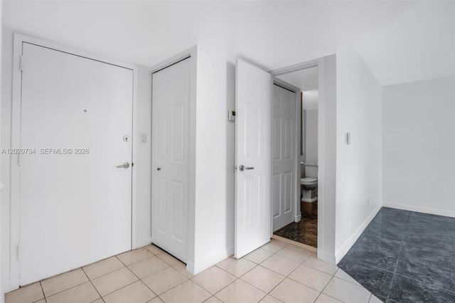 16558 NE 26th Avenue 3H, North Miami Beach, FL 33160