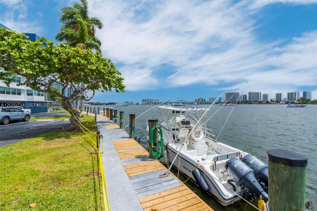 16558 NE 26th Avenue 3H, North Miami Beach, FL 33160
