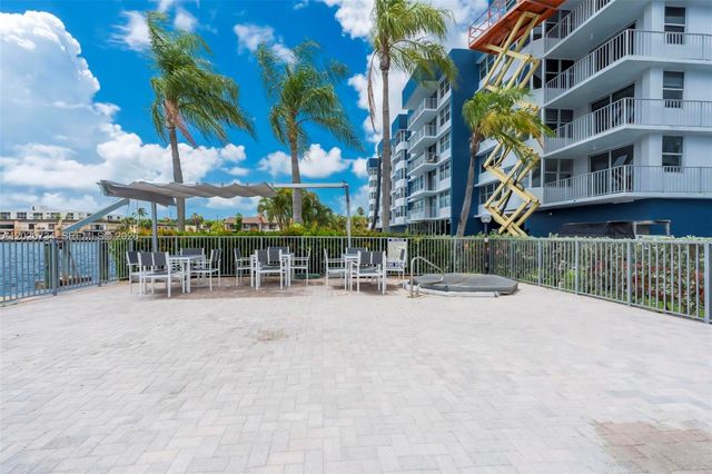 16558 NE 26th Avenue 3H, North Miami Beach, FL 33160
