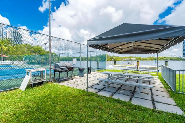 16558 NE 26th Avenue 3H, North Miami Beach, FL 33160