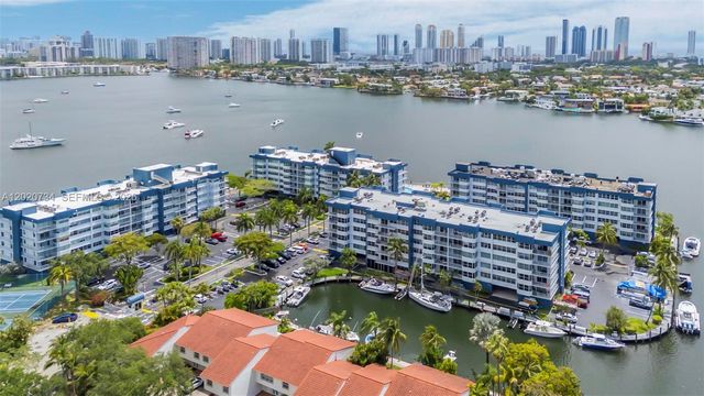 16558 NE 26th Avenue 3H, North Miami Beach, FL 33160
