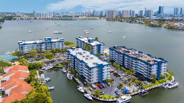 16558 NE 26th Avenue 3H, North Miami Beach, FL 33160