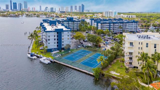 16558 NE 26th Avenue 3H, North Miami Beach, FL 33160