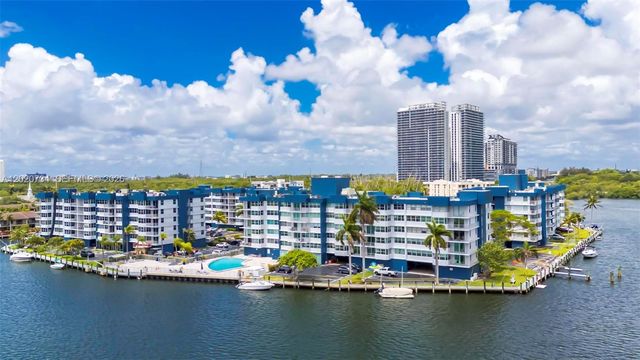 16558 NE 26th Avenue 3H, North Miami Beach, FL 33160