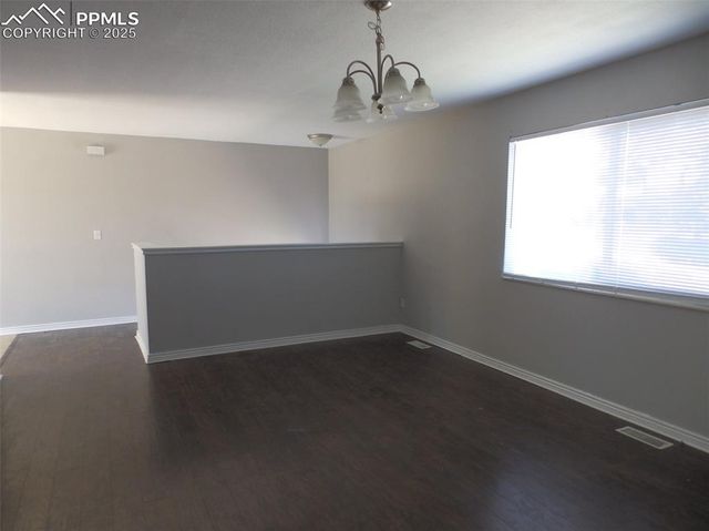 6940 Grand Valley Drive, Colorado Springs, CO 80911