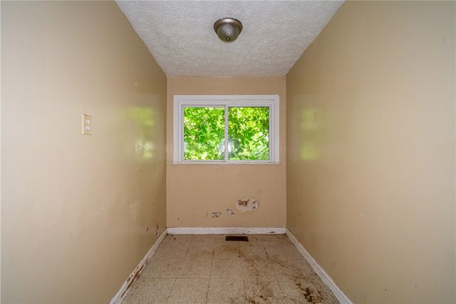 33 Patton Avenue, Dayton, OH 45417