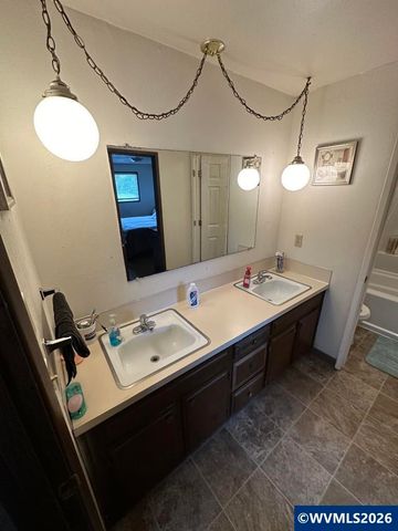 4561-4571 Chippewa Ct SE, Salem, OR 97317