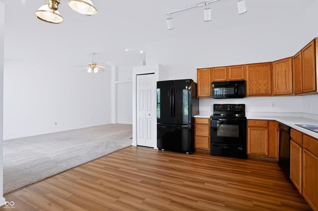 6904 N Laredo Drive, Mccordsville, IN 46055