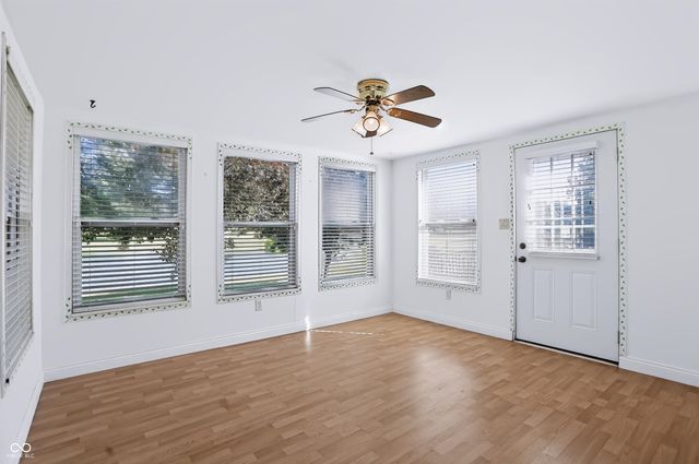 6904 N Laredo Drive, Mccordsville, IN 46055