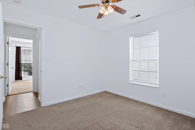 6904 N Laredo Drive, Mccordsville, IN 46055