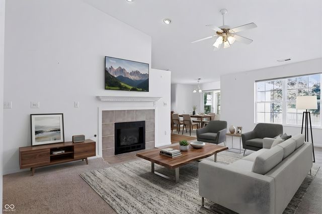 6904 N Laredo Drive, Mccordsville, IN 46055