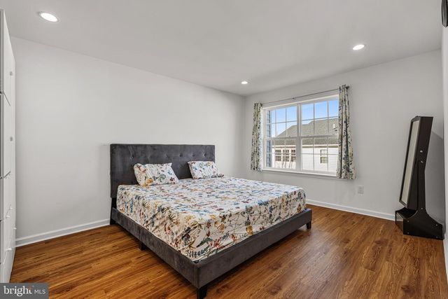 23 LARKSPUR LN, Monroe Township, NJ 08831